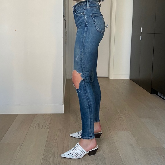 Citizens of Humanity Rocket Highrise Skinny distressed denim size 24 - Picture 4 of 16